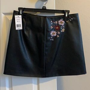hippie laundry black leather skirt w/ design